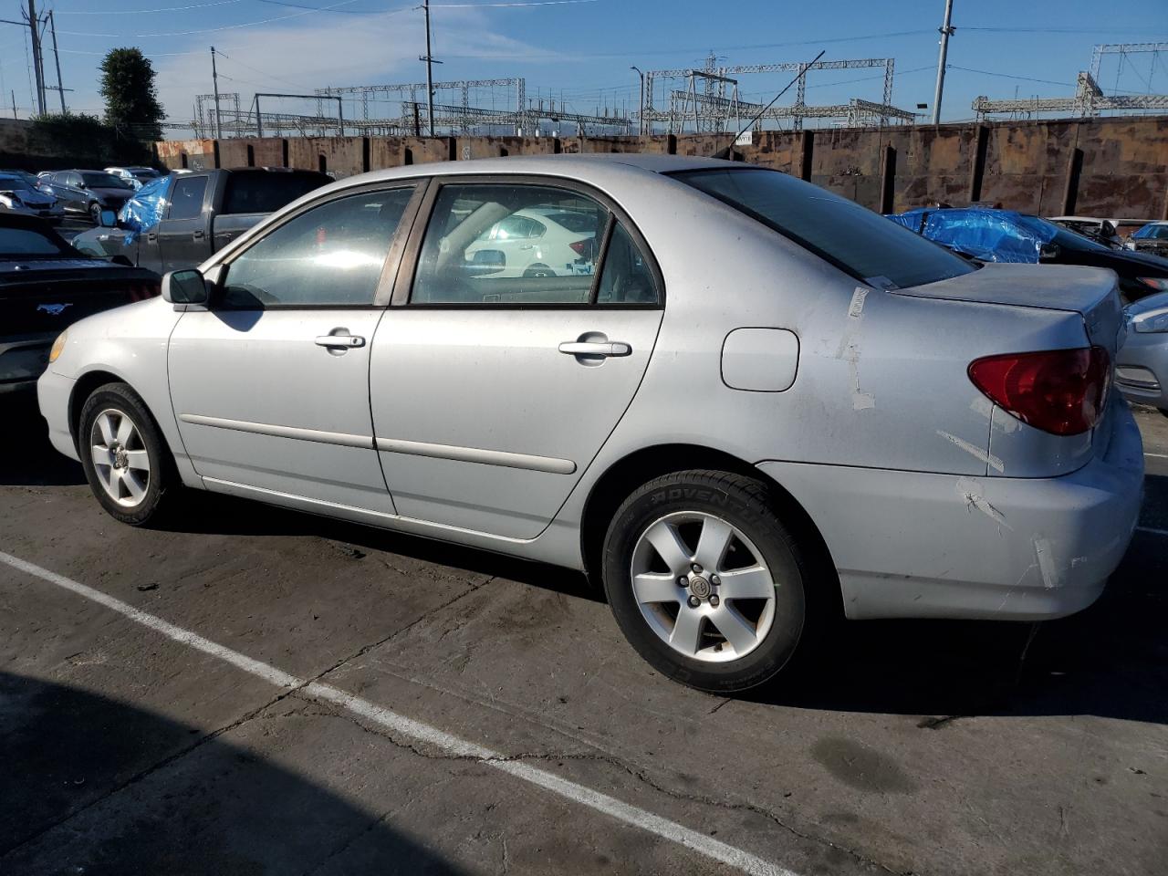 Image 2 of 2007 TOYOTA COROLLA CE 2007 with VIN 1NXBR30E87Z892671