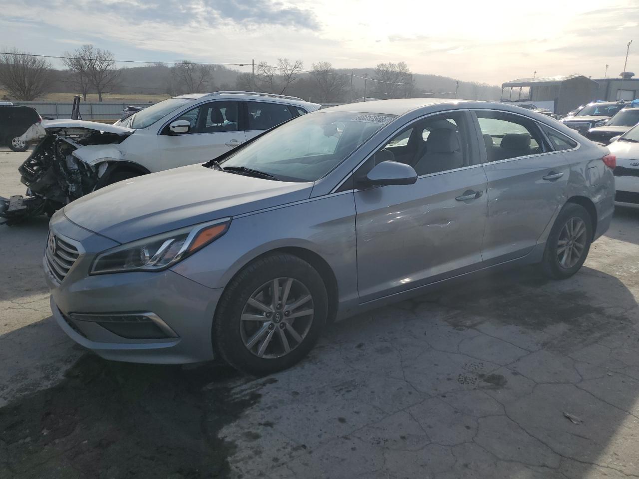 Изображение 1 2015 HYUNDAI SONATA SE 2015 с VIN 5NPE24AF1FH005956