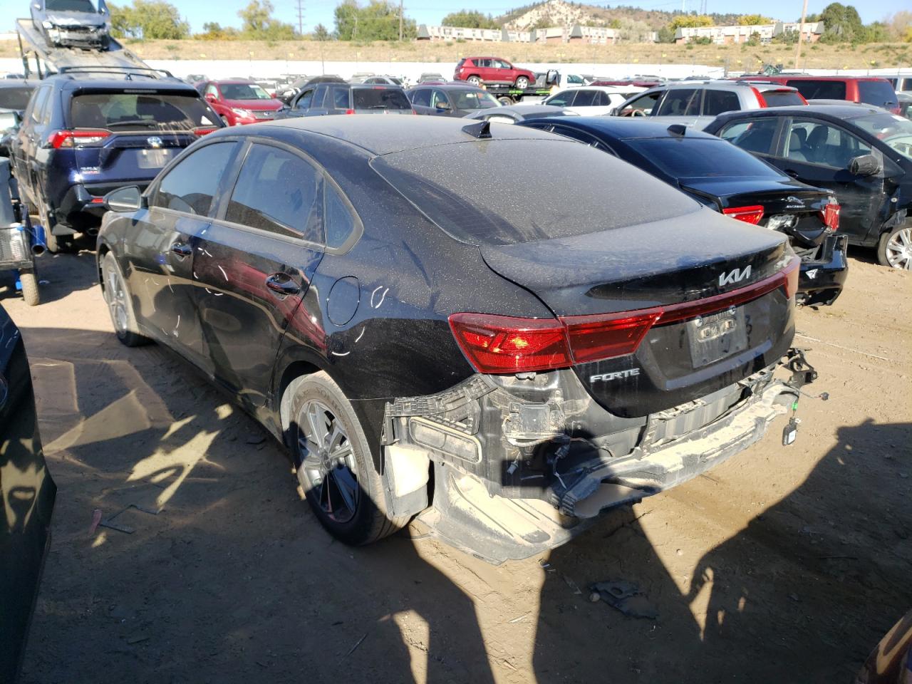 Изображение 2 2023 KIA FORTE LX 2023 с VIN 3KPF24ADXPE510158