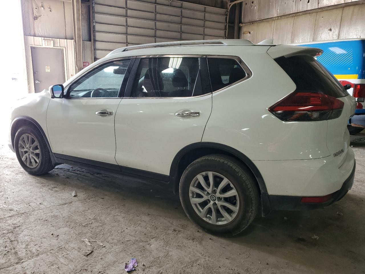 Image 2 of 2017 NISSAN ROGUE S 2017 with VIN KNMAT2MTXHP508510