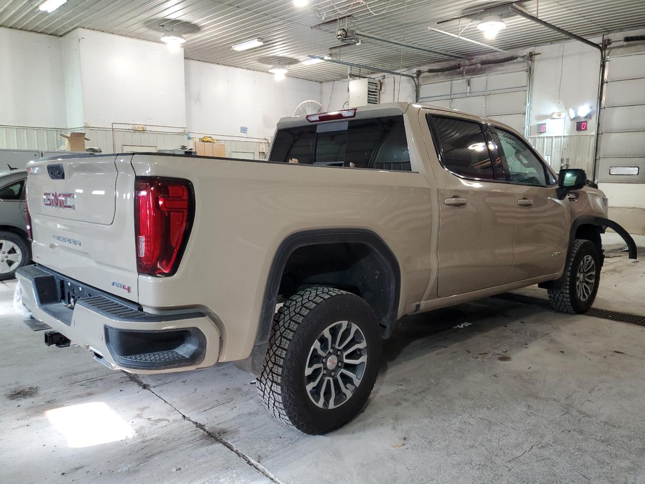 Image 3 of 2023 GMC SIERRA K1500 AT4 2023 with VIN 1GTUUEE82PZ218593