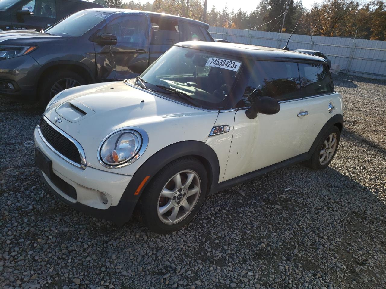 Image 1 of 2010 MINI COOPER S 2010 with VIN WMWMF7C50ATW89227