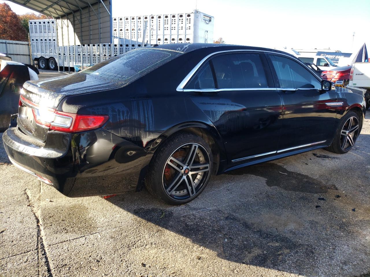 Изображение 3 2017 LINCOLN CONTINENTAL RESERVE 2017 с VIN 1LN6L9NC3H5600594