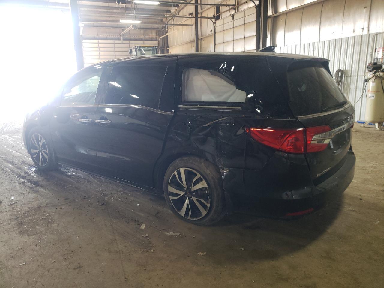 Obraz 2 z 2019 HONDA ODYSSEY ELITE 2019 z VIN 5FNRL6H96KB043816