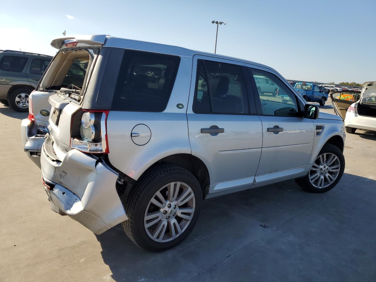Изображение 3 2010 LAND ROVER LR2 HSE 2010 с VIN SALFR2BN0AH184811