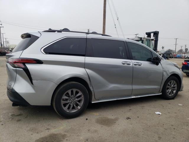Obraz 3 z 2021 TOYOTA SIENNA XLE 2021 z VIN 5TDYRKEC8MS063468