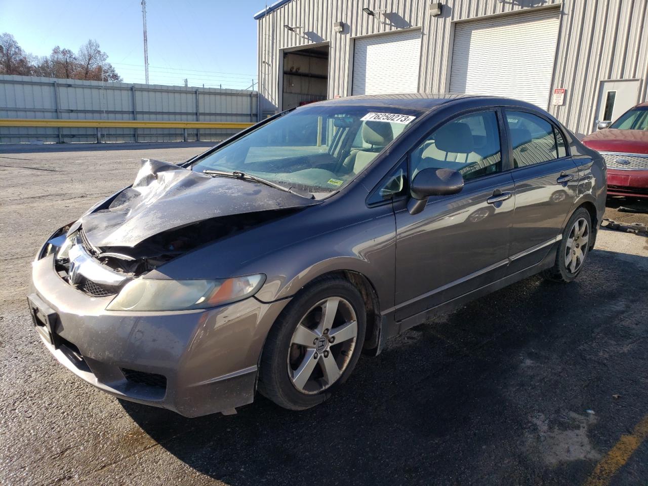 Obraz 1 z 2010 HONDA CIVIC LX 2010 z VIN 2HGFA1F51AH576369