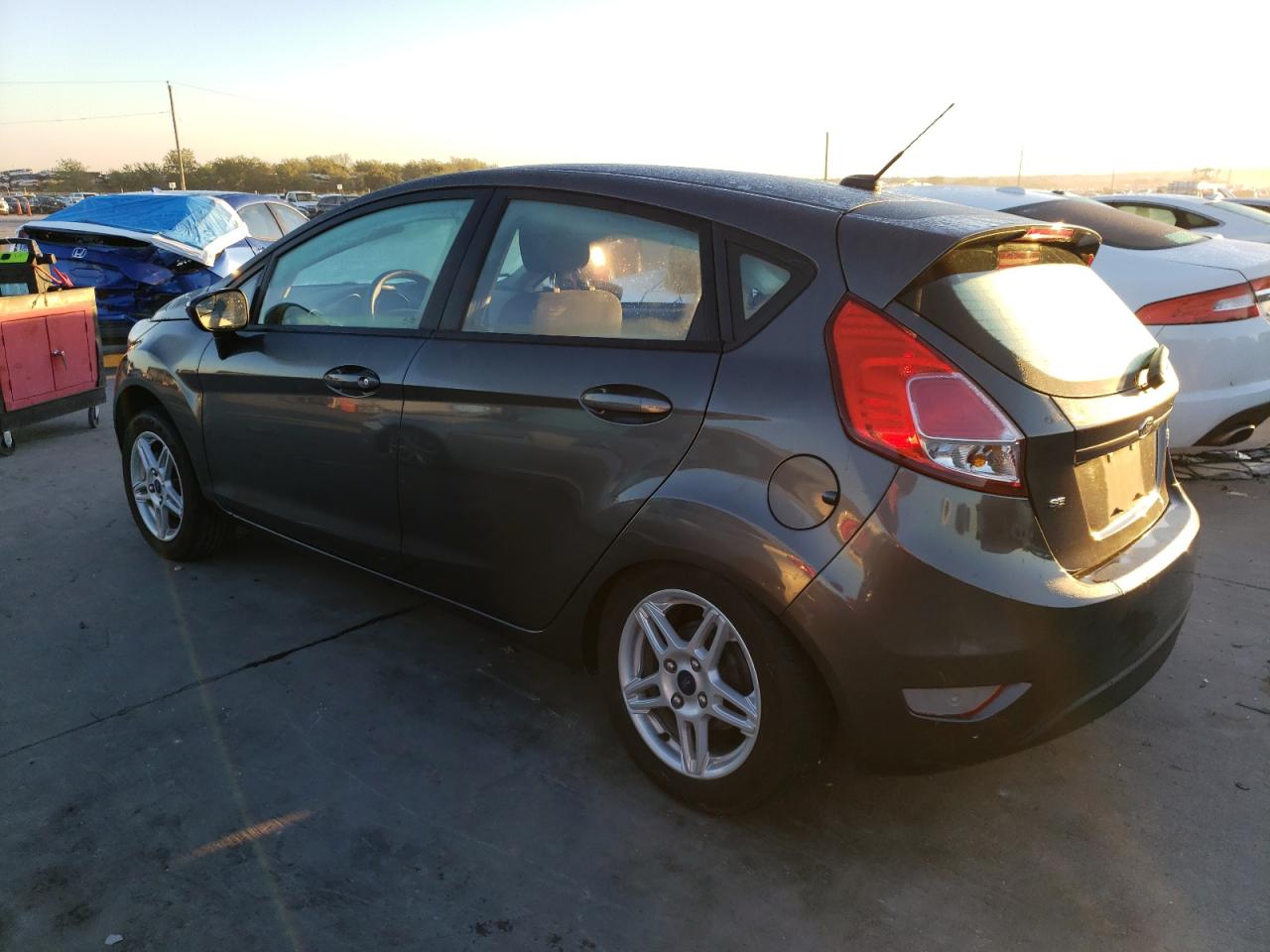 Image 2 of 2018 FORD FIESTA SE 2018 with VIN 3FADP4EJXHM169222