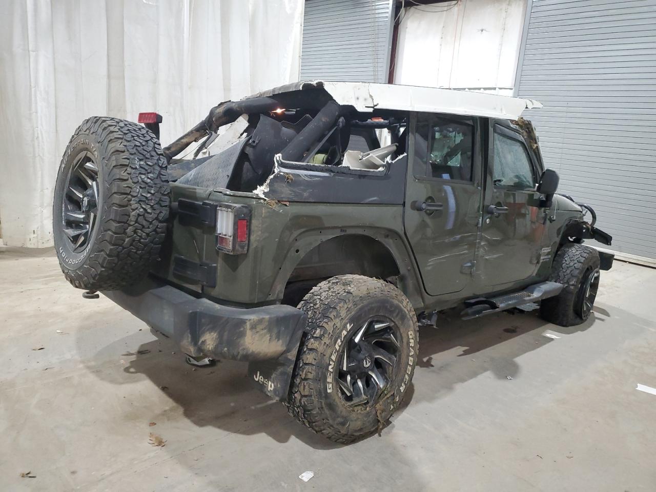 Obraz 3 z 2016 JEEP WRANGLER UNLIMITED SPORT 2016 z VIN 1C4BJWDG5GL109434