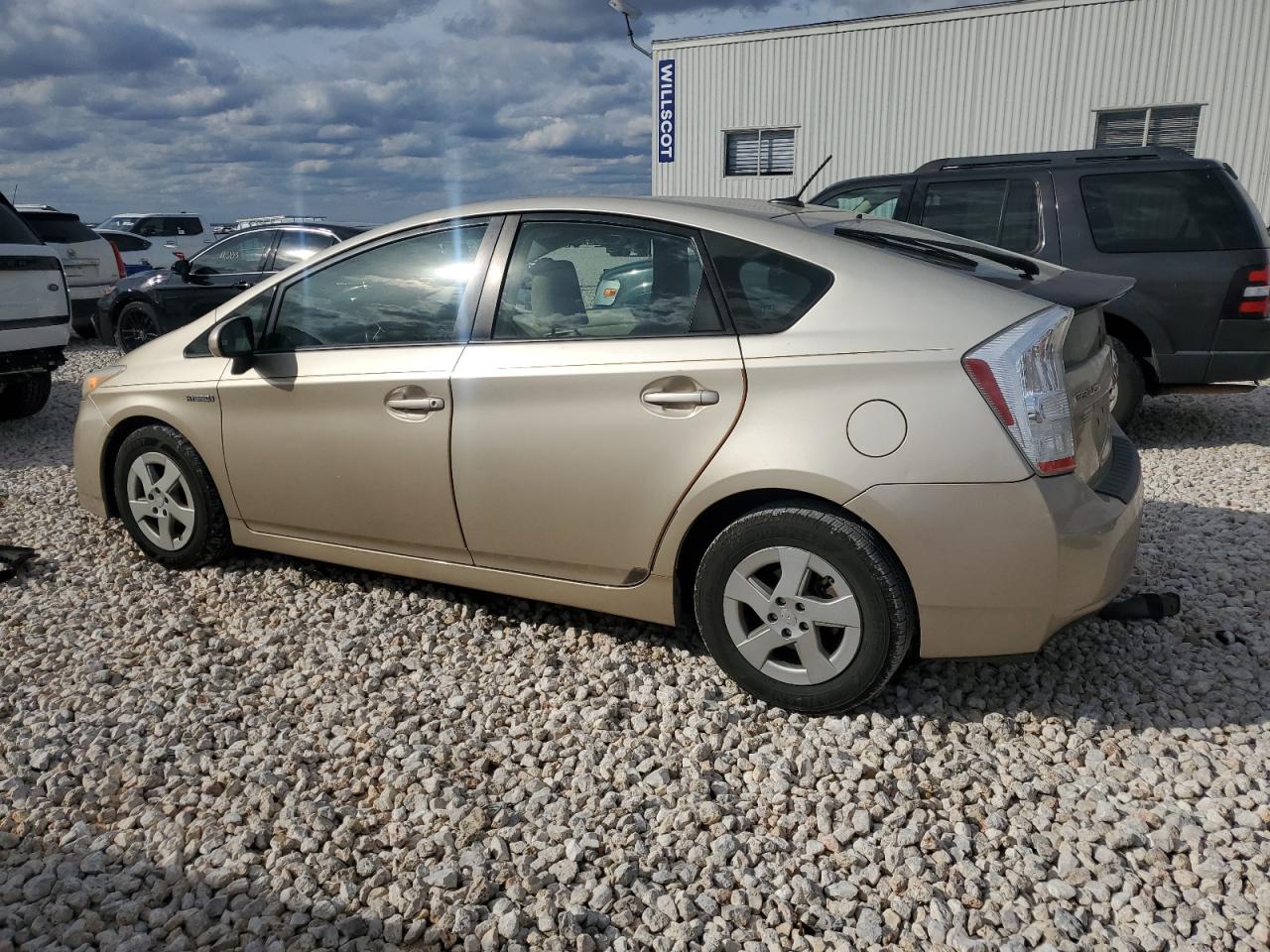 Image 2 of 2010 TOYOTA PRIUS  2010 with VIN JTDKN3DUXA1285911
