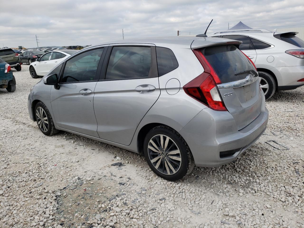 Obraz 2 z 2018 HONDA FIT EX 2018 z VIN 3HGGK5H88JM713843