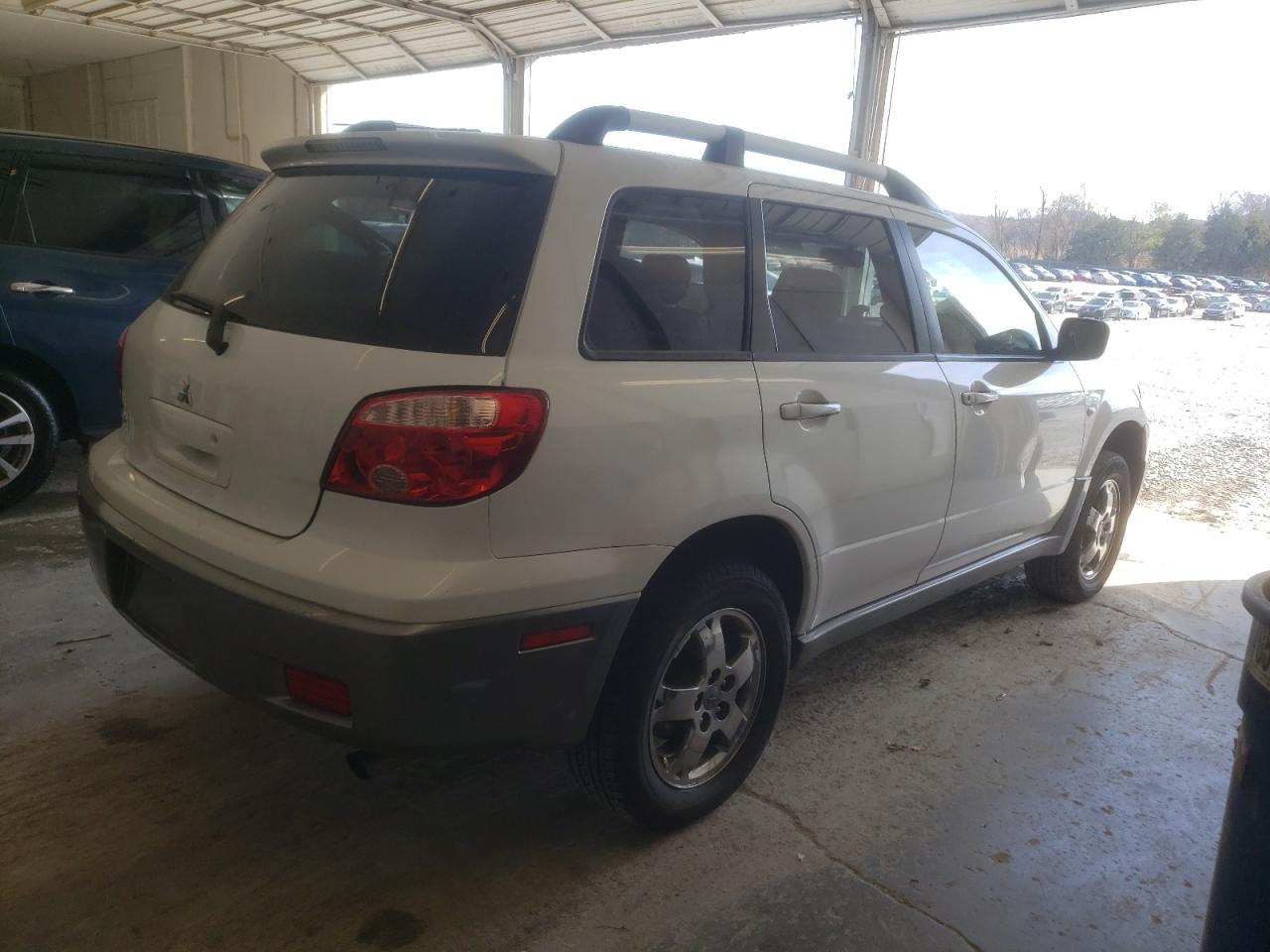 Obraz 3 z 2006 MITSUBISHI OUTLANDER LS 2006 z VIN JA4LX31F46U052627