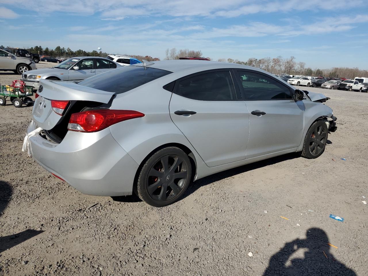 Image 3 of 2012 HYUNDAI ELANTRA GLS 2012 with VIN KMHDH4AE7CU237069