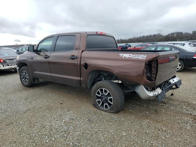 Изображение 2 2017 TOYOTA TUNDRA CREWMAX SR5 2017 с VIN 5TFDW5F15HX632332