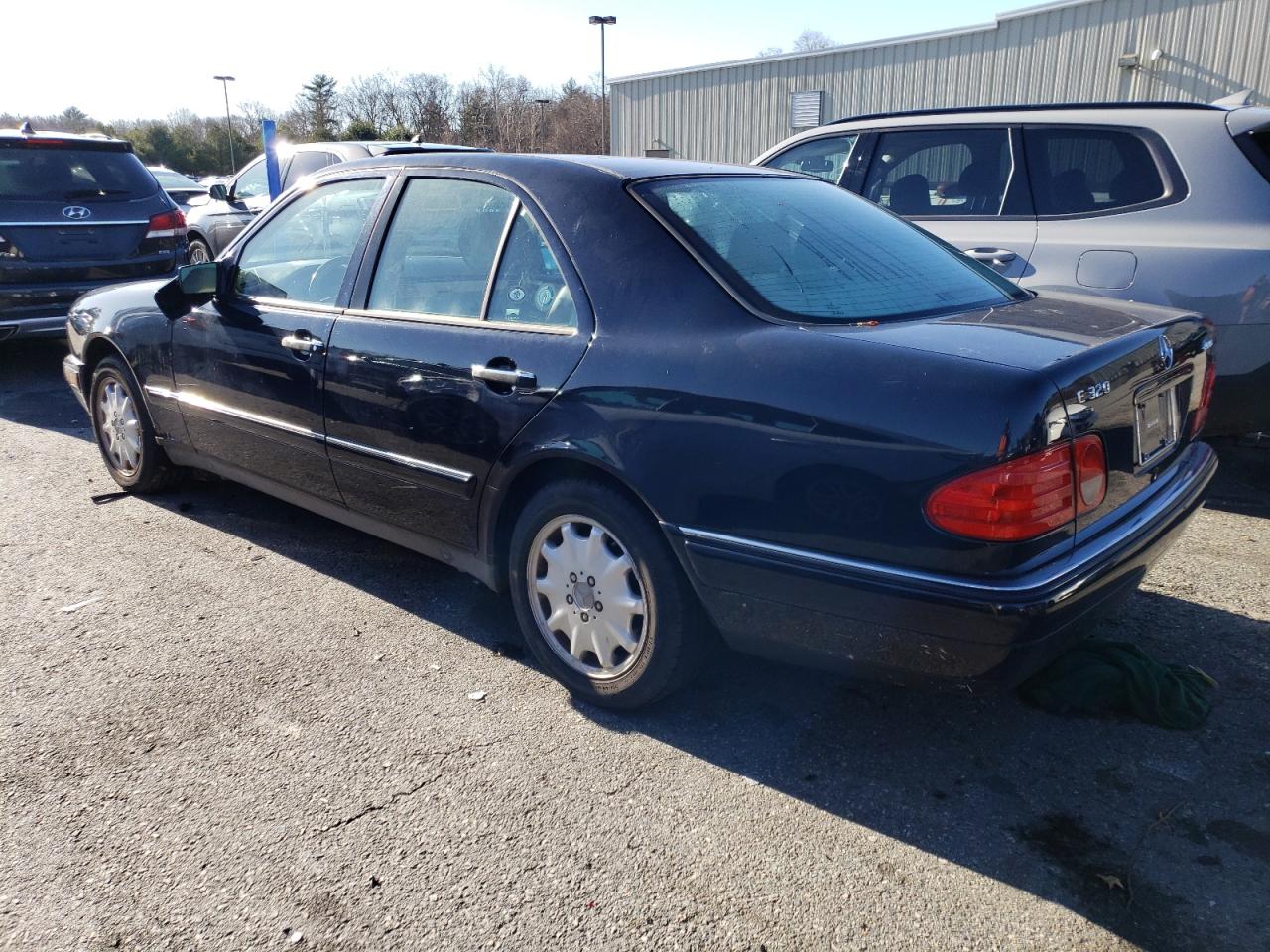 Изображение 2 1999 MERCEDES-BENZ E 320 4MATIC 1999 с VIN WDBJF82H8XX025135