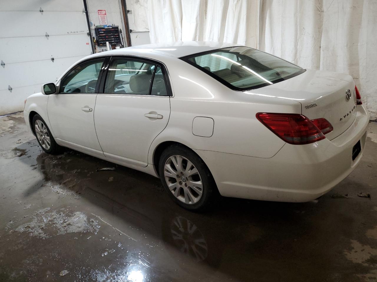 Изображение 2 2008 TOYOTA AVALON XL 2008 с VIN 4T1BK36B78U303533