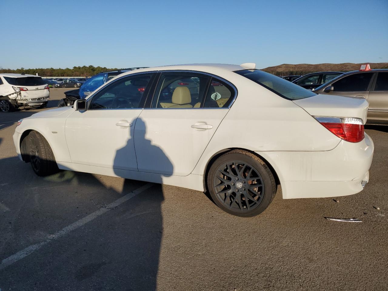 Obraz 2 z 2006 BMW 525 I 2006 z VIN WBANE53576CK79754