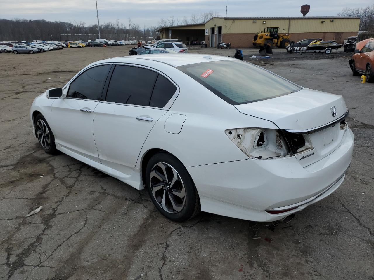 Image 2 of 2016 HONDA ACCORD EXL 2016 with VIN 1HGCR3F83GA016331