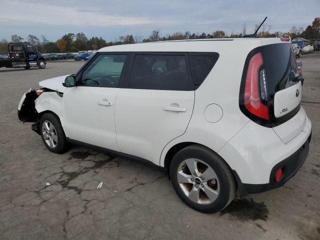 Obraz 2 z 2017 KIA SOUL  2017 z VIN KNDJN2A27H7421511