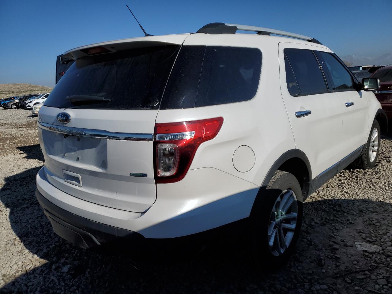 Image 3 of 2014 FORD EXPLORER XLT 2014 with VIN 1FM5K8D88EGC23377