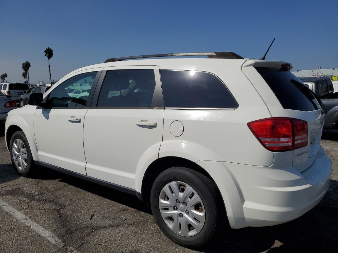 Изображение 2 2017 DODGE JOURNEY SE 2017 с VIN 3C4PDCAB7HT638460