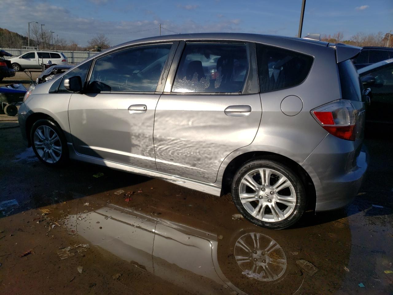Obraz 2 z 2010 HONDA FIT SPORT 2010 z VIN JHMGE8G47AC001894