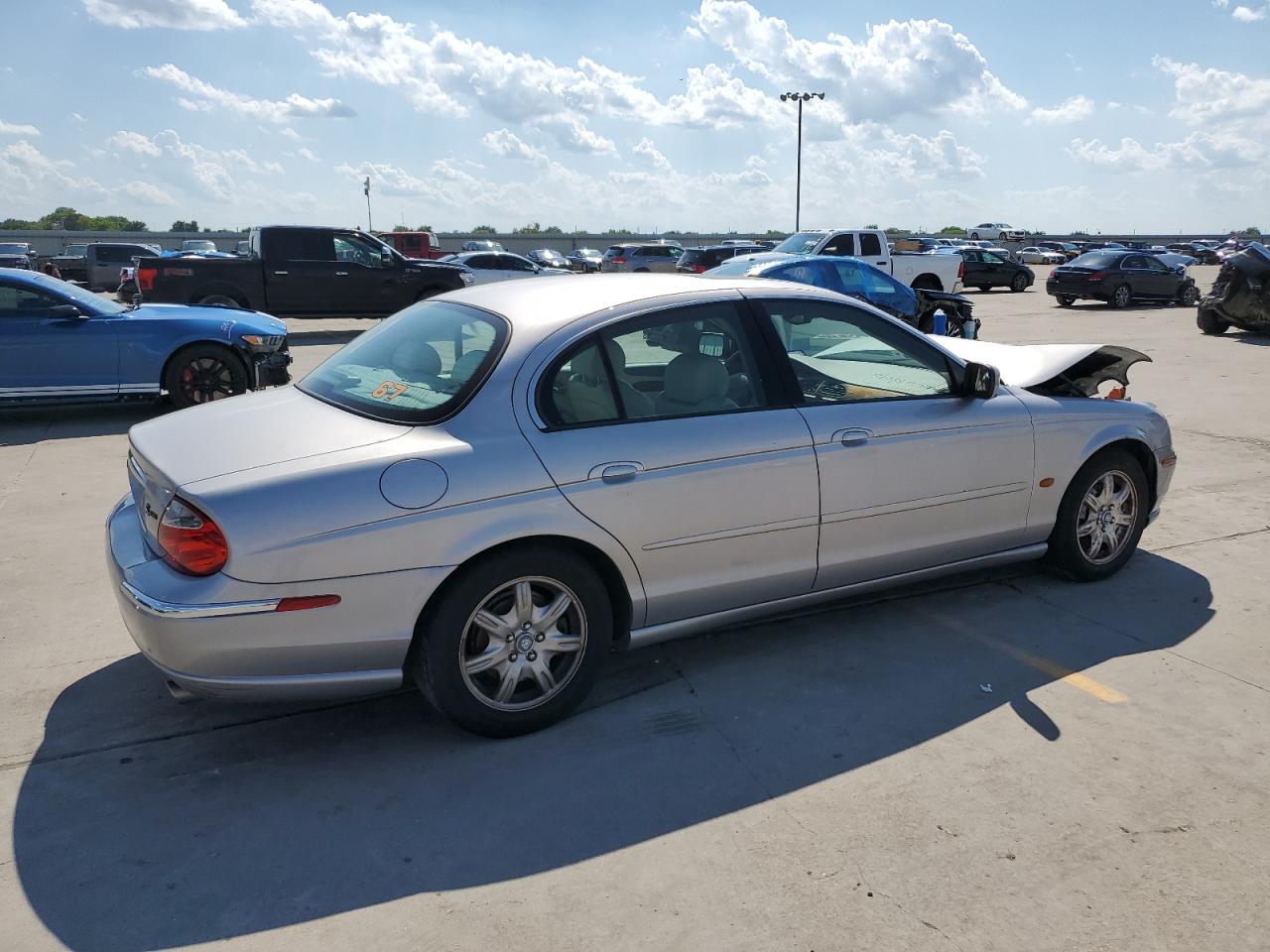 Image 3 of 2000 JAGUAR S-TYPE  2000 with VIN SAJDA01D8YGL32580