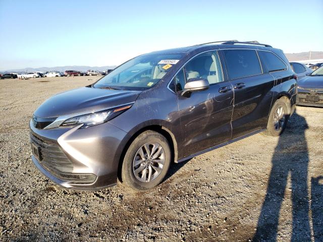 Obraz 1 z 2022 TOYOTA SIENNA LE 2022 z VIN 5TDBRKEC6NS116983