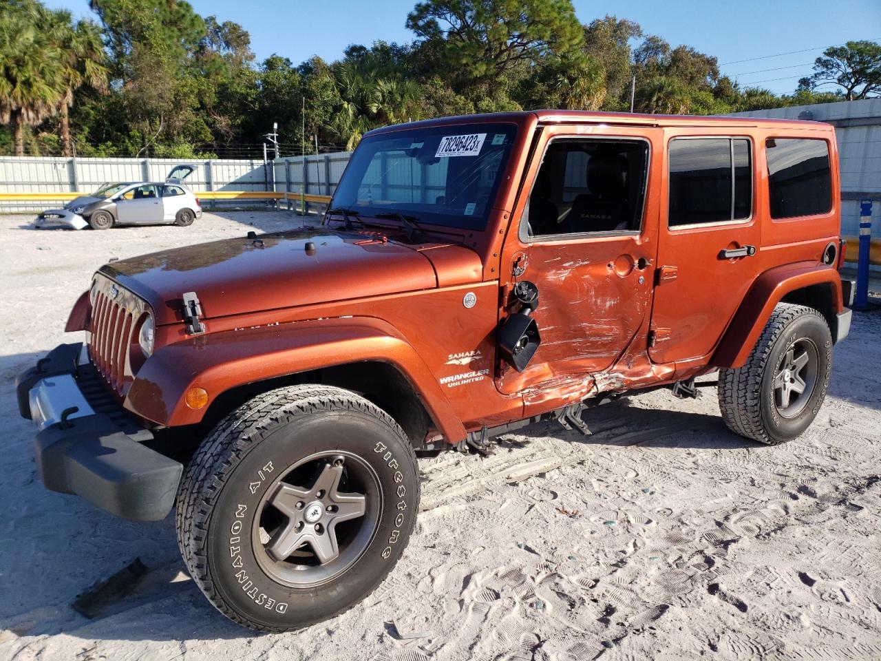 2014 JEEP WRANGLER UNLIMITED SAHARA 2014 image