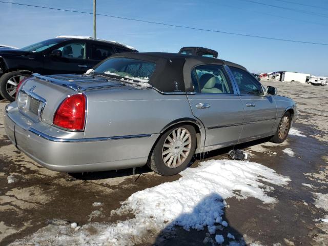 Image 3 of 2004 LINCOLN TOWN CAR EXECUTIVE 2004 with VIN 1LNHM81W94Y617523
