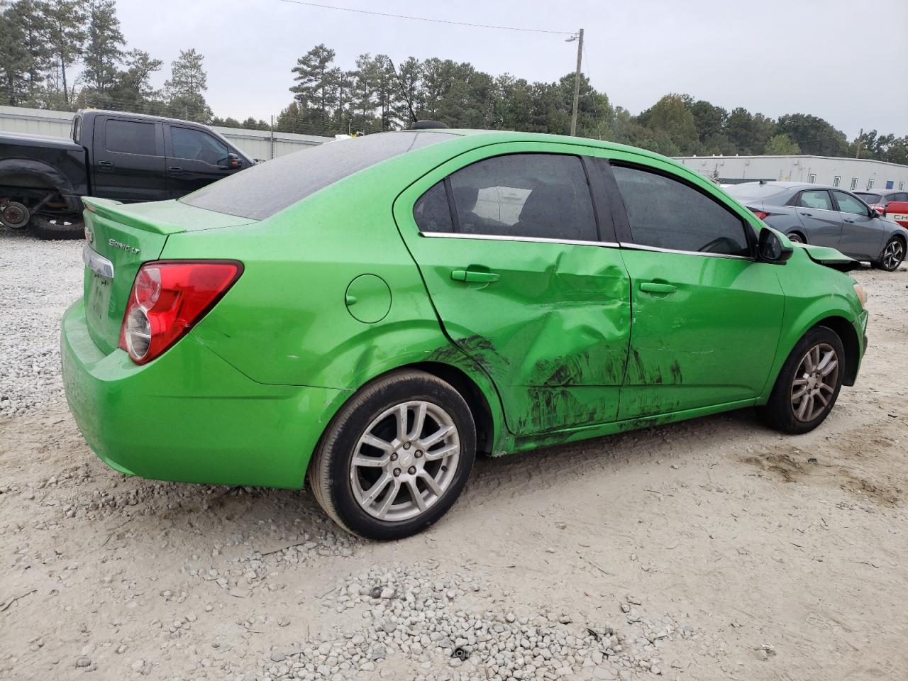 Изображение 3 Chevrolet Sonic Lt 2015 с VIN 1G1JC5SH1F4104597