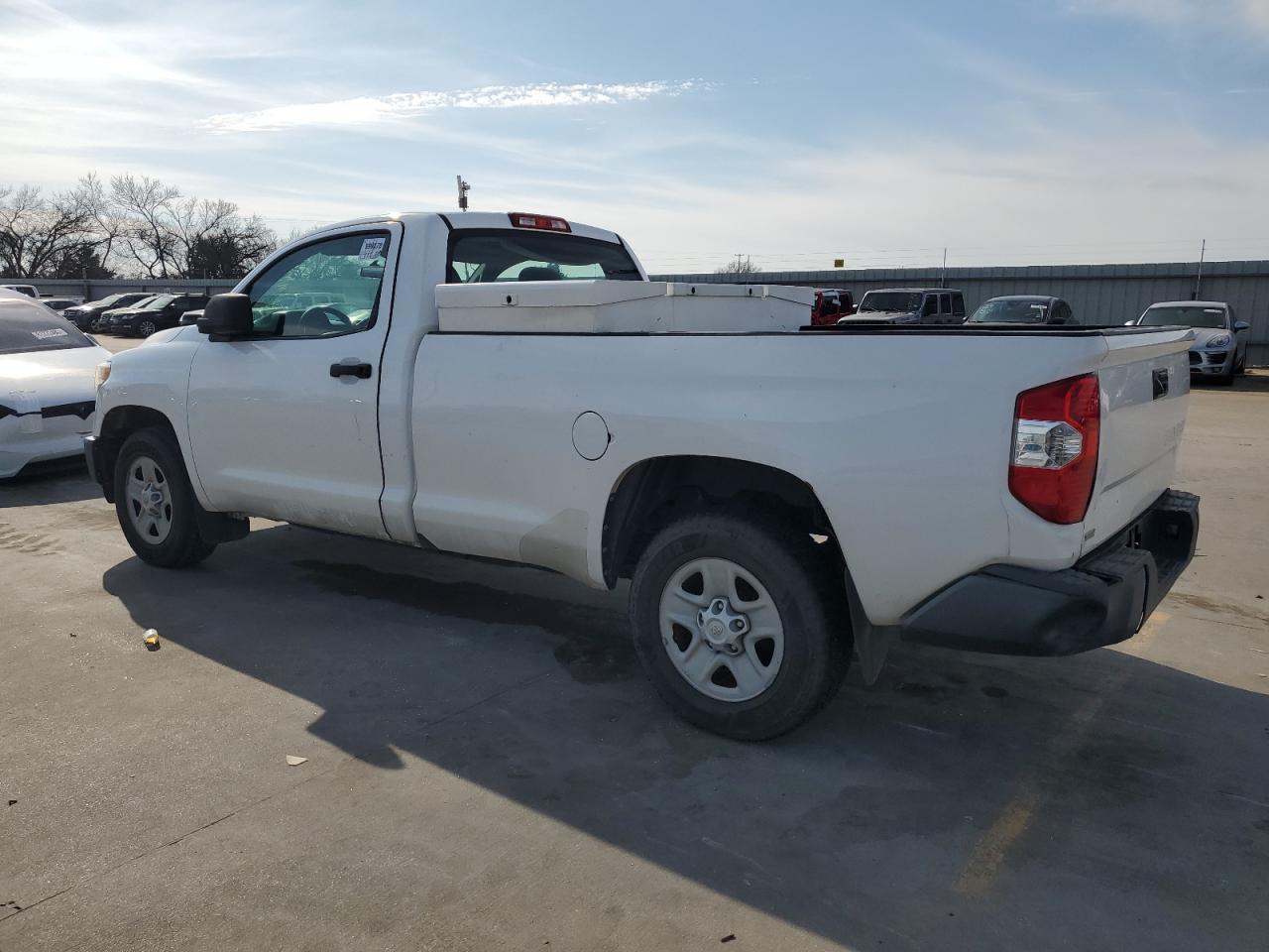 Изображение 2 2014 TOYOTA TUNDRA SR 2014 с VIN 5TFNU5F12EX030929