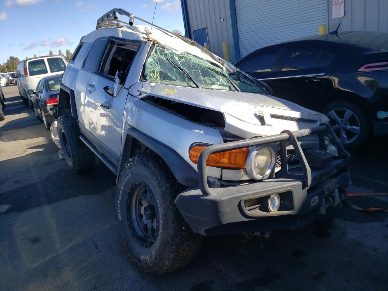 Image 1 of 2007 TOYOTA FJ CRUISER  2007 with VIN JTEBU11F770009404