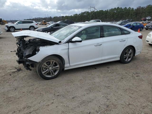 Image 1 of 2019 HYUNDAI SONATA LIMITED 2019 with VIN 5NPE34AF6KH769468