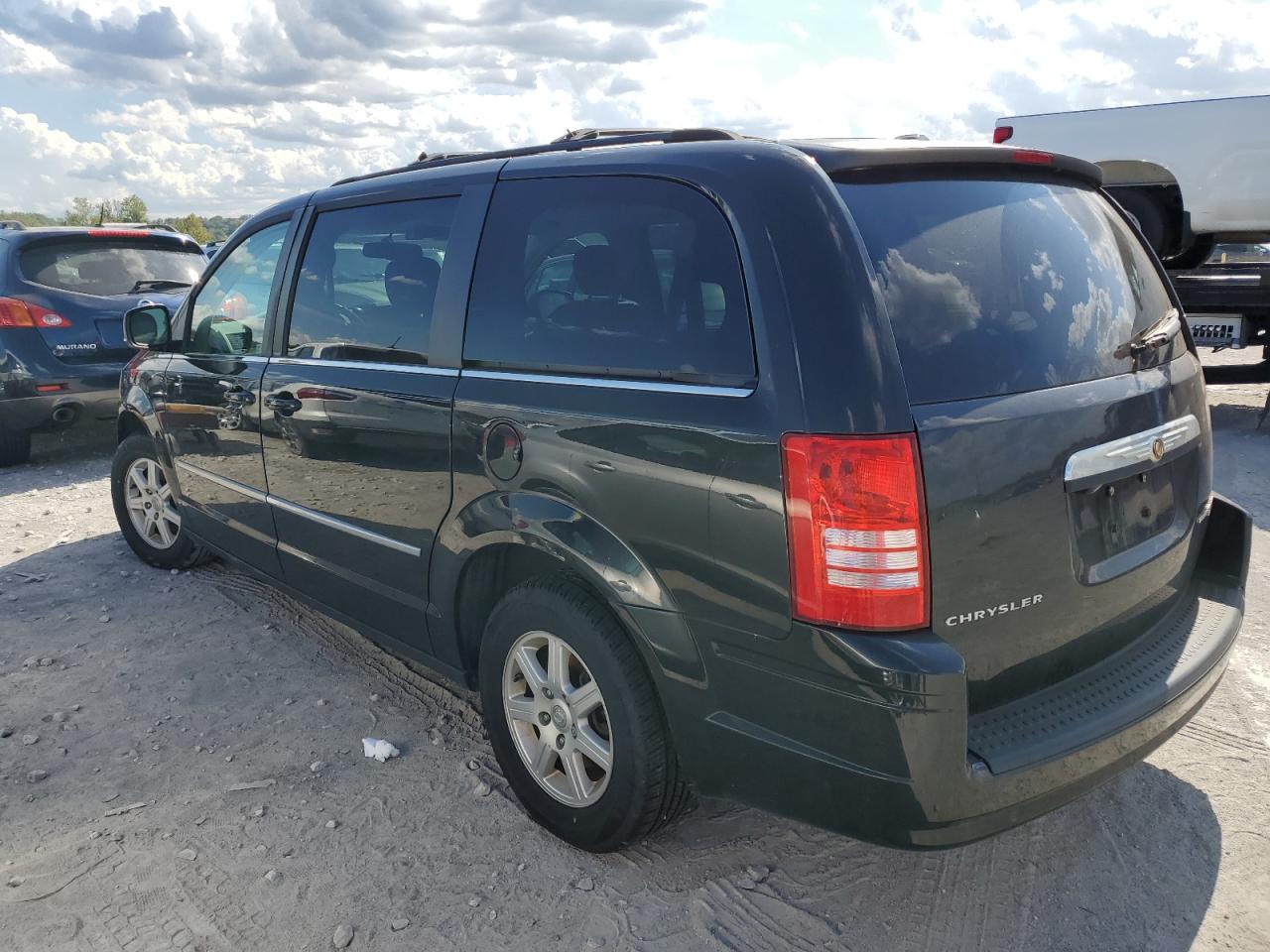 Image 2 of 2010 CHRYSLER TOWN & COUNTRY TOURING 2010 with VIN 2A4RR5D19AR188757