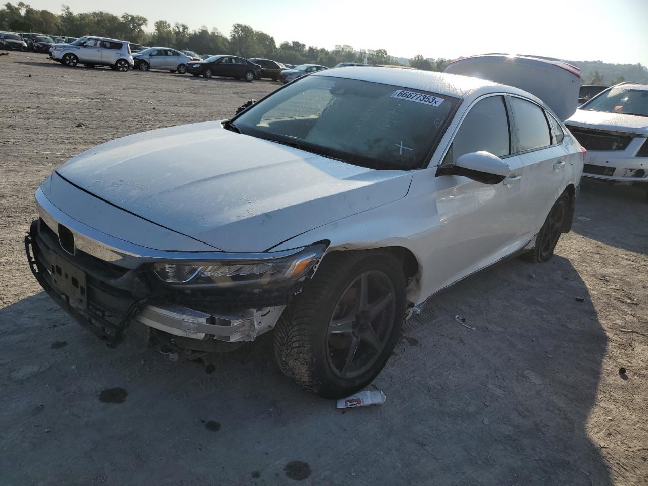 Изображение 1 2019 HONDA ACCORD LX 2019 с VIN 1HGCV1F14KA007522