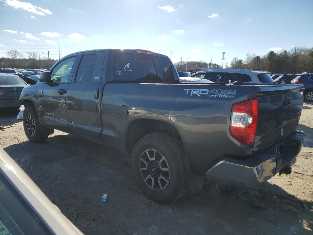 Image 2 of 2015 TOYOTA TUNDRA DOUBLE CAB SR/SR5 2015 with VIN 5TFUY5F16FX428372