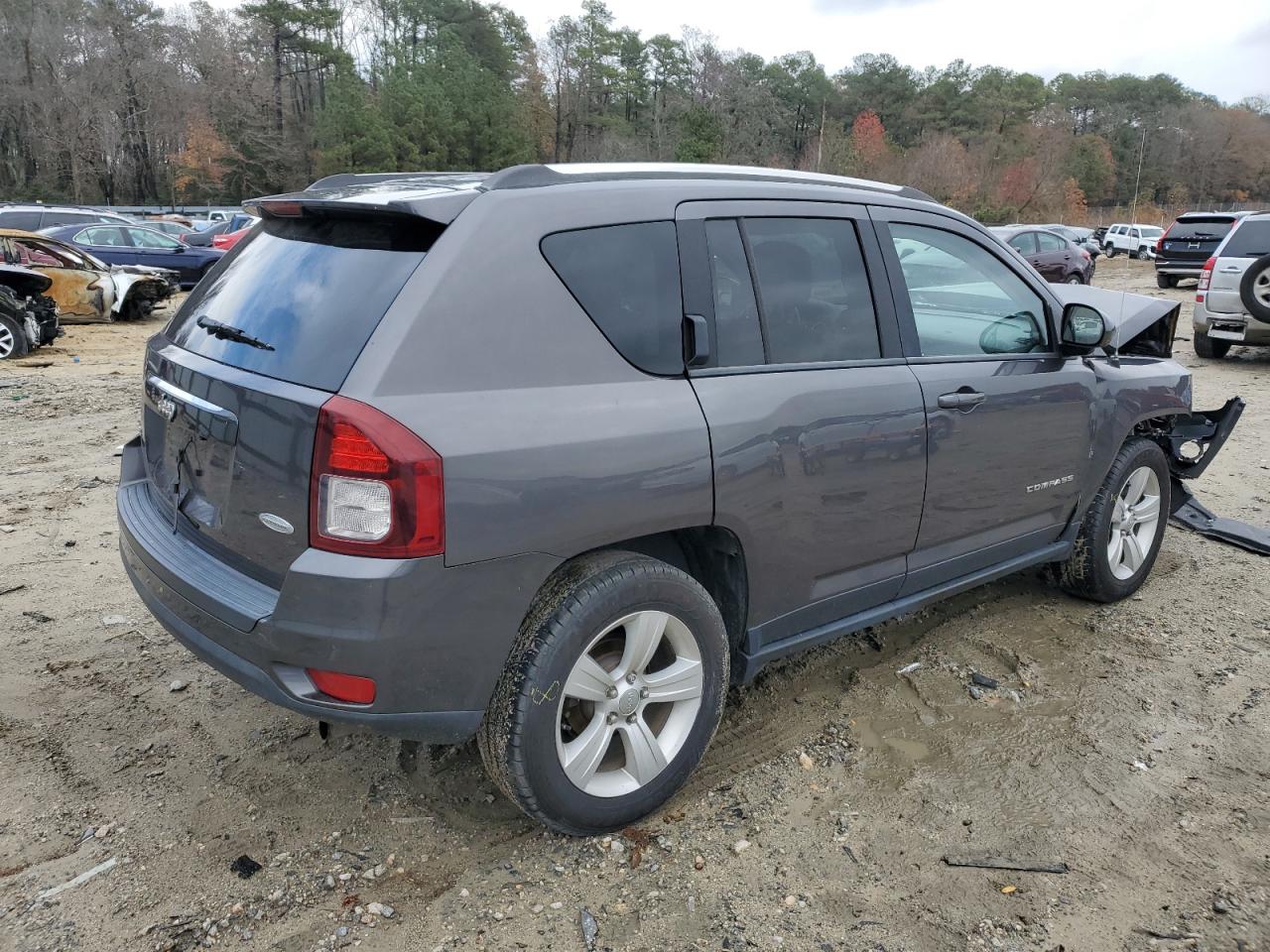 Obraz 3 z 2014 JEEP COMPASS LATITUDE 2014 z VIN 1C4NJDEB0ED734321