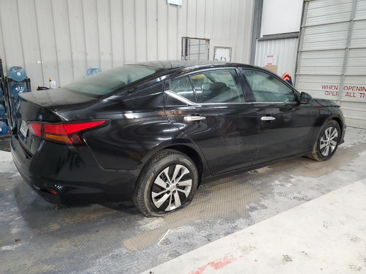 Image 3 of 2022 NISSAN ALTIMA S 2022 with VIN 1N4BL4BV2NN367918