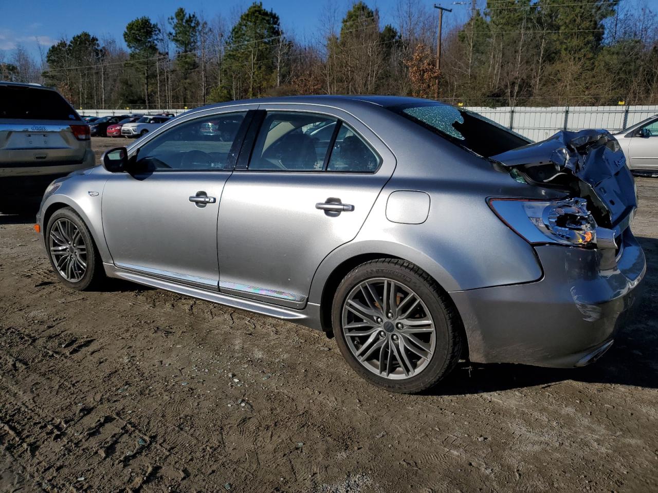 Изображение 2 2013 SUZUKI KIZASHI SPORT GTS 2013 с VIN JS2RF9A65D6100097