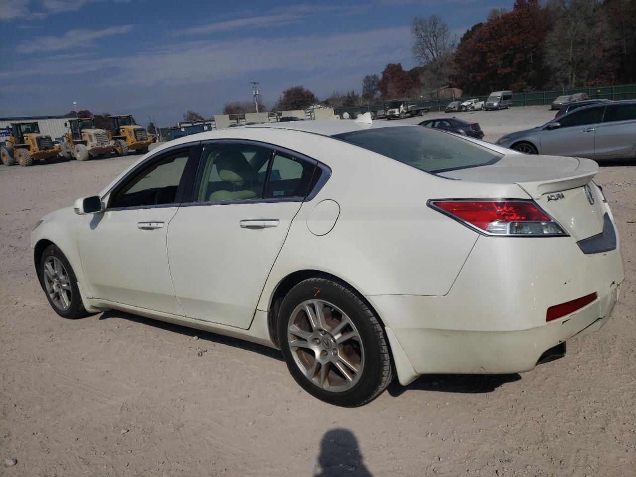 Obraz 2 z 2009 ACURA TL  2009 z VIN 19UUA86569A019239