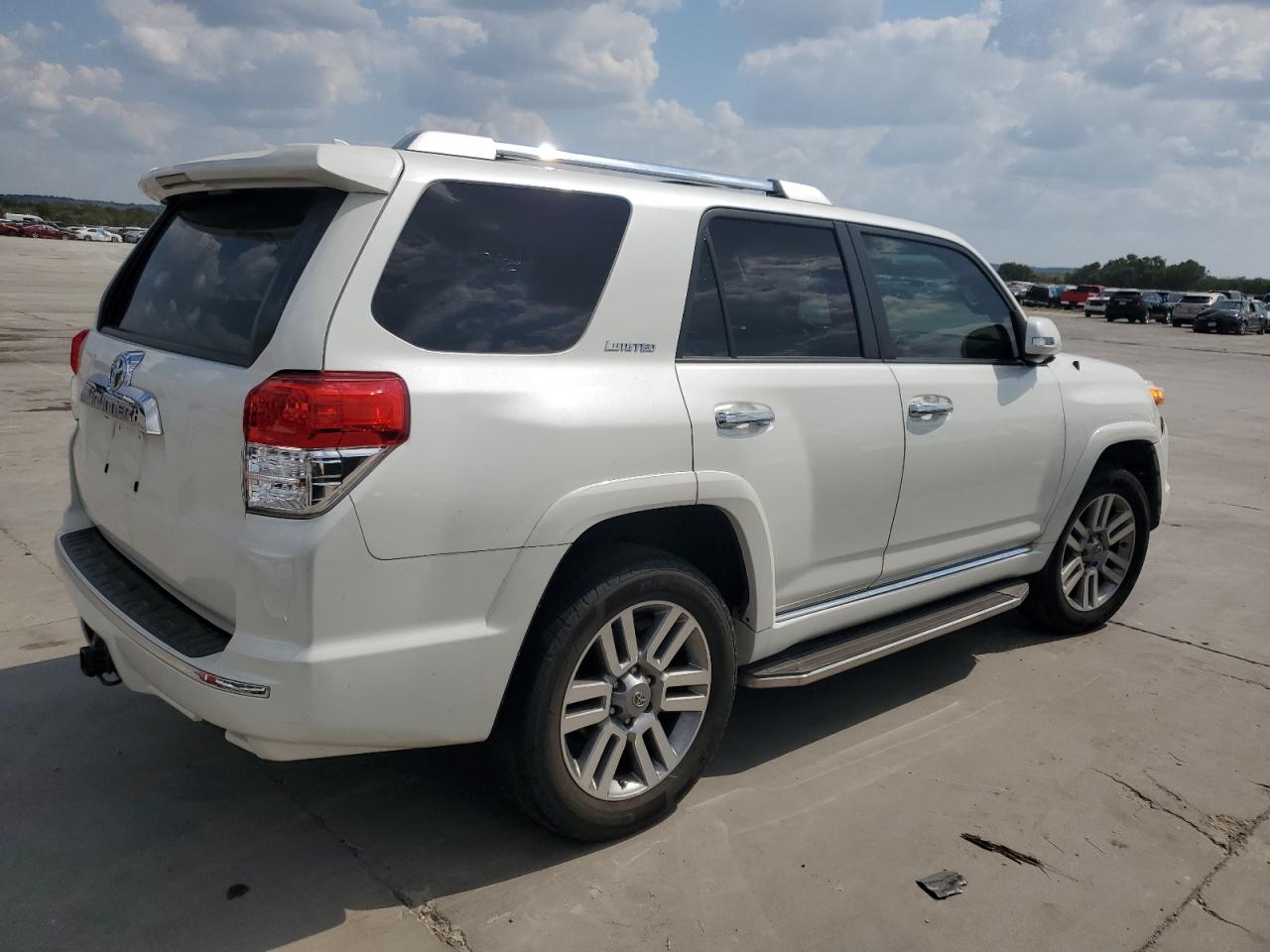 Image 3 of 2012 TOYOTA 4RUNNER SR5 2012 with VIN JTEBU5JR8C5104391