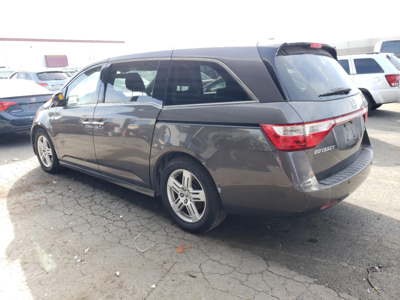 Image 2 of 2013 HONDA ODYSSEY TOURING 2013 with VIN 5FNRL5H99DB022536