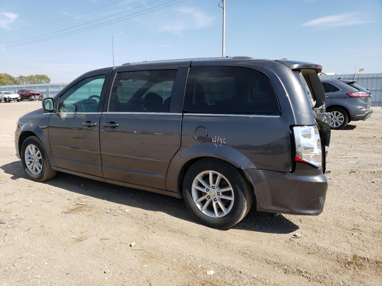 Изображение 2 2017 DODGE GRAND CARAVAN SXT 2017 с VIN 2C4RDGCG3HR686436
