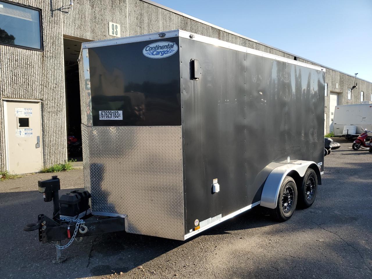 Image 2 of 2020 CNCG VHW 2020 with VIN 5NHUVH424LN091694