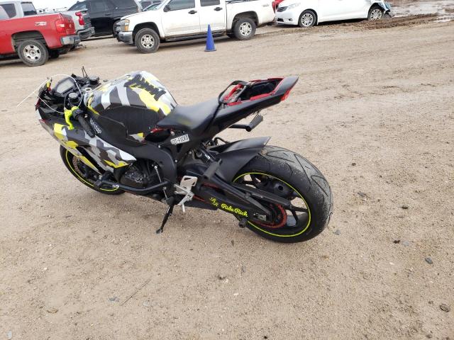 Image 3 of 2015 HONDA CBR1000 RR 2015 with VIN JH2SC5950FK700214