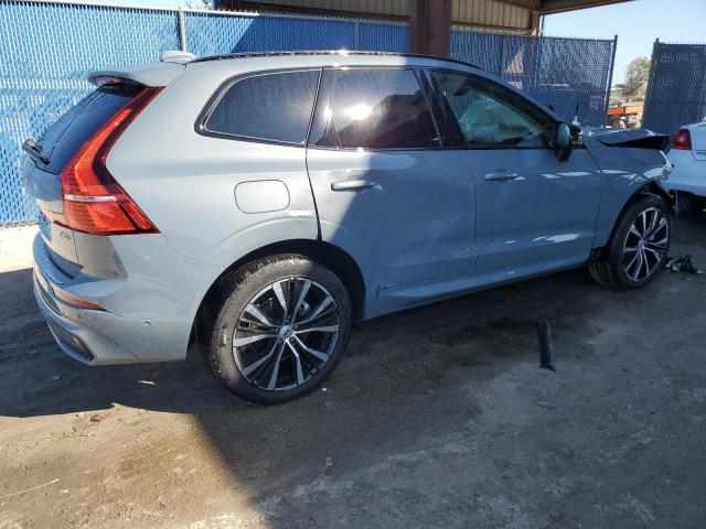 Obraz 3 z 2023 VOLVO XC60 PLUS 2023 z VIN YV4L12DW7P1376197