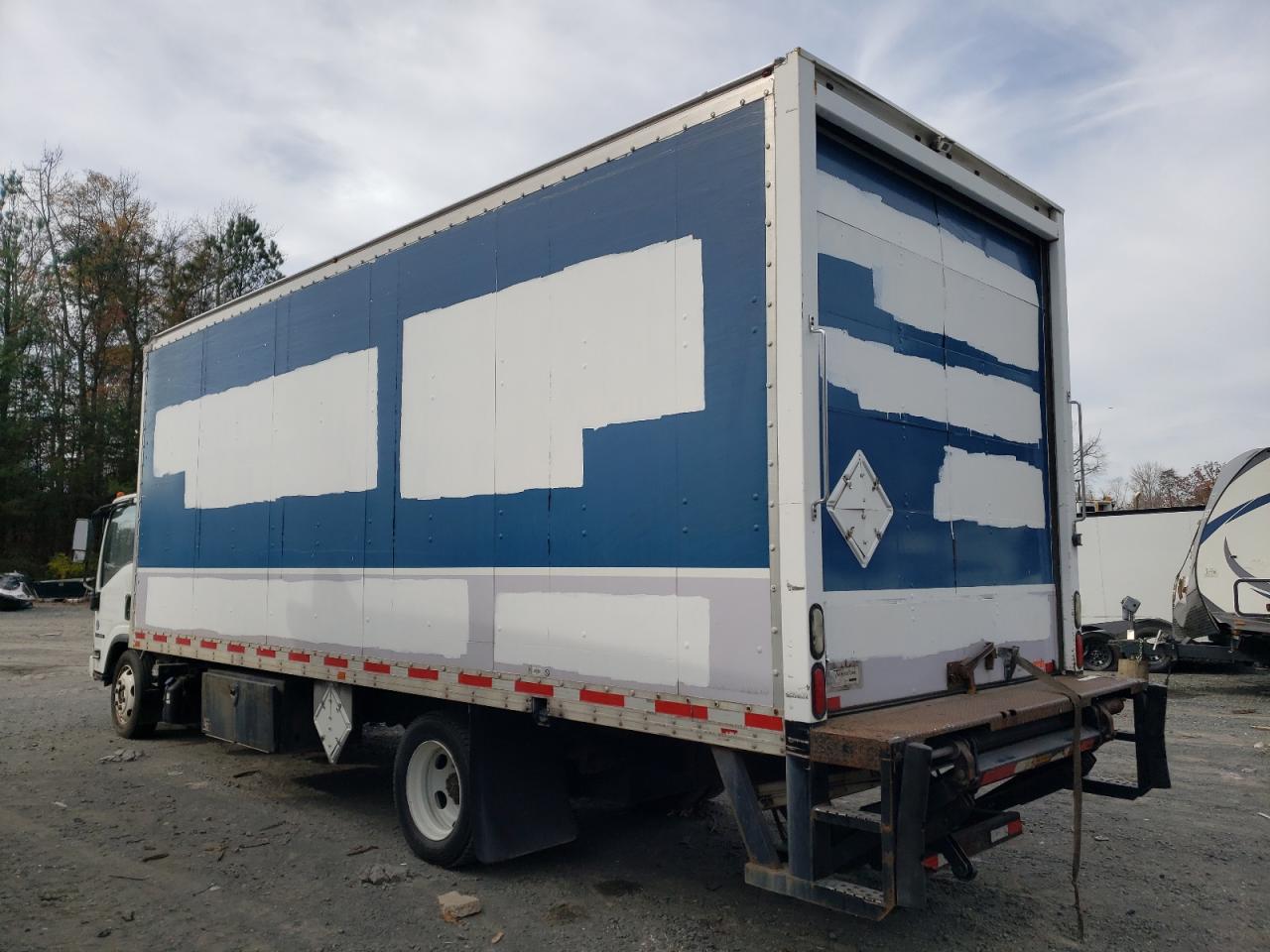 Image 2 of 2017 ISUZU NRR  2017 with VIN JALE5W162H7300900