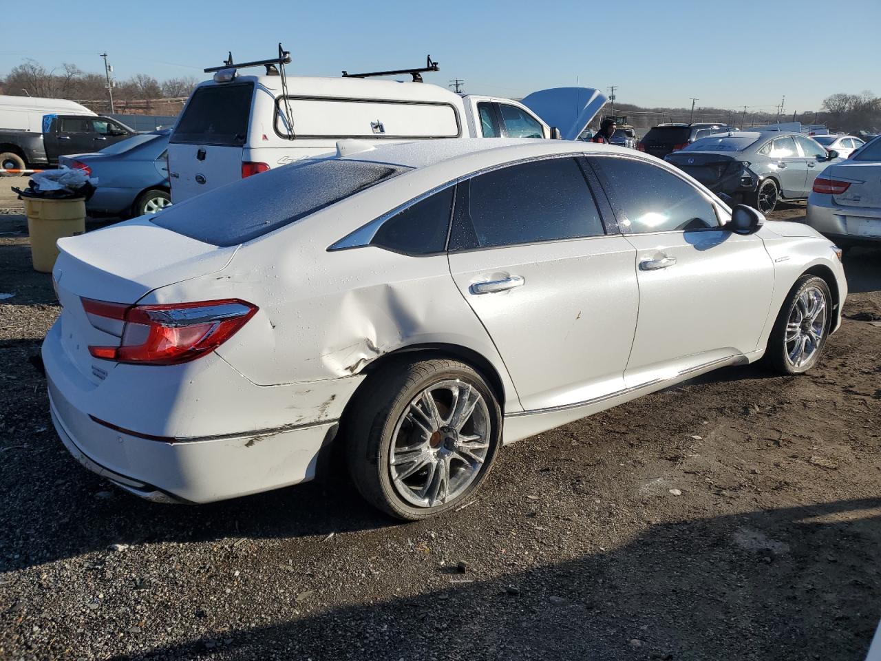 Obraz 3 z 2021 HONDA ACCORD TOURING HYBRID 2021 z VIN 1HGCV3F95MA018646