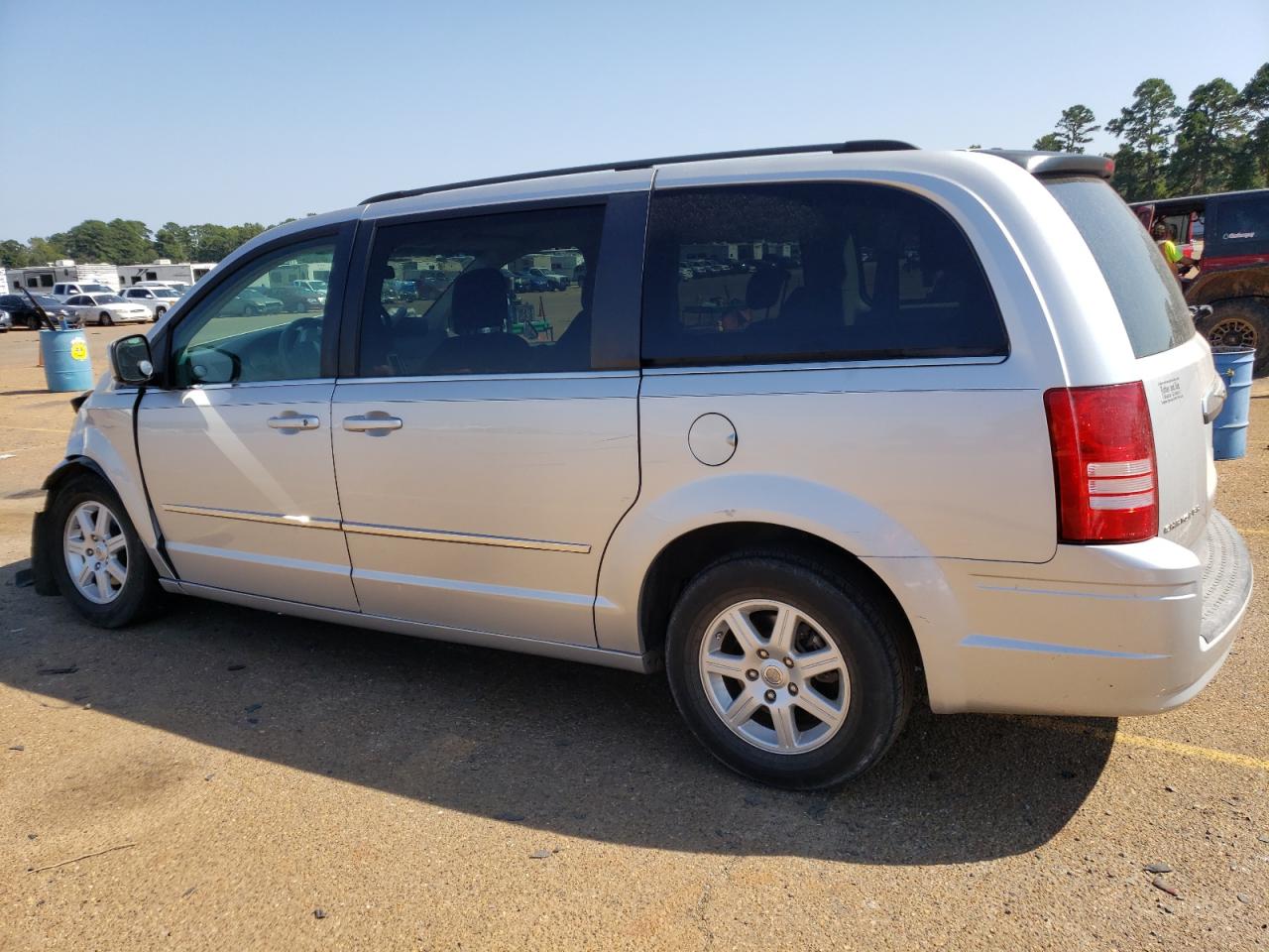 Изображение 2 2010 CHRYSLER TOWN & COUNTRY TOURING 2010 с VIN 2A4RR5D11AR285063